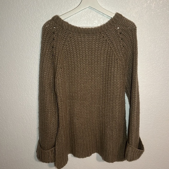 Coin 1904 Tan Chunky Knit Wide Cuff Crew Sweater Size Medium - Picture 7 of 9